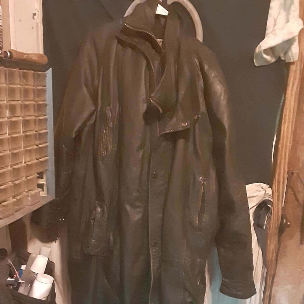 Mens size large, dark brown trench coat